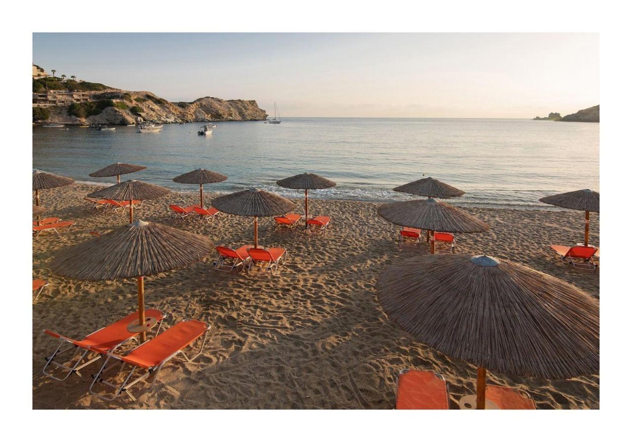 Beachfront Green Apt-Ligaria Beach Bagian luar foto