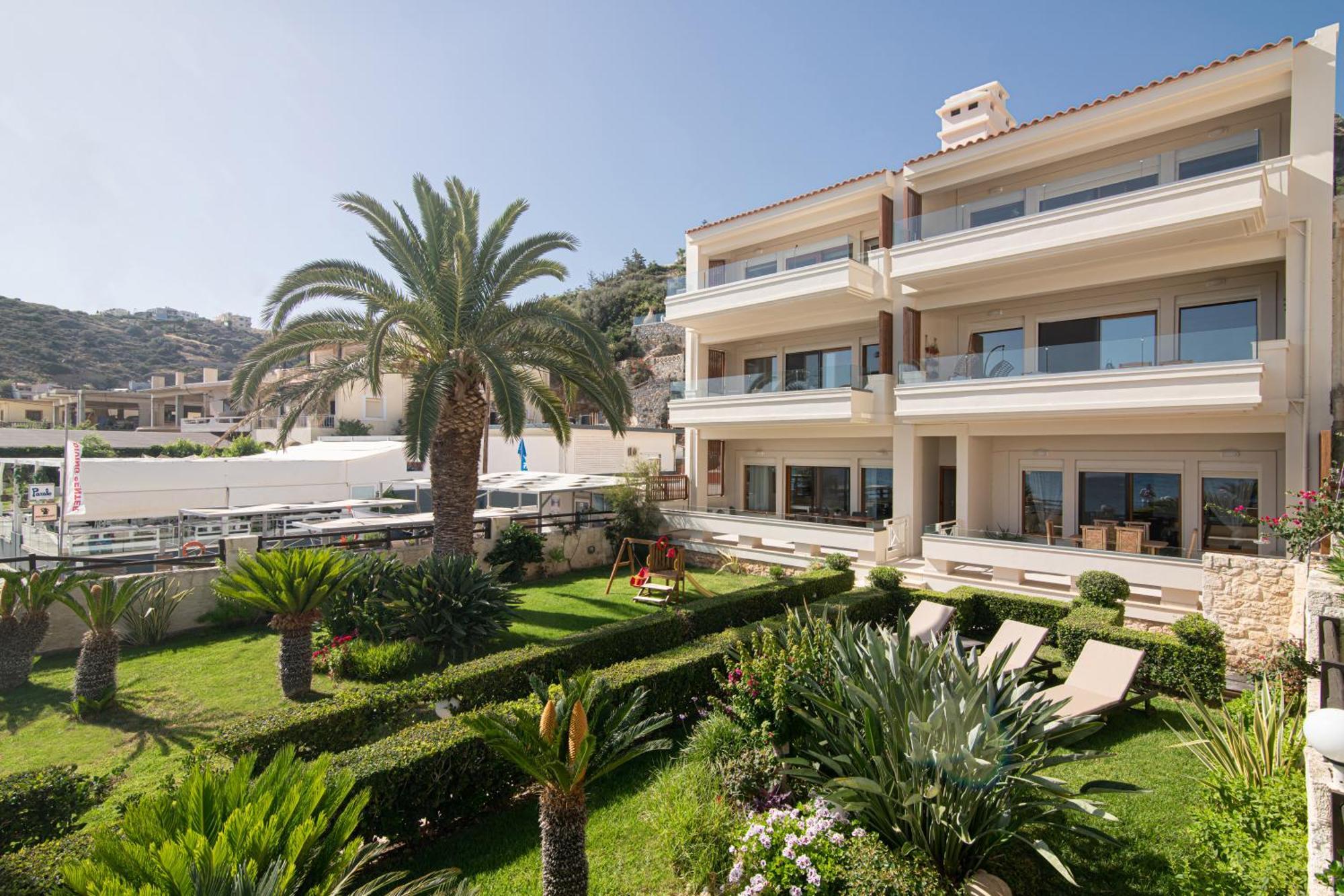 Beachfront Green Apt-Ligaria Beach Bagian luar foto